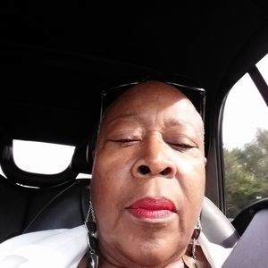 Meet your Posher, Hillary